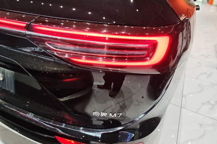 Used Hima AITO M7 2024 1.5T Rear-Drive Plus Version 6 Seats