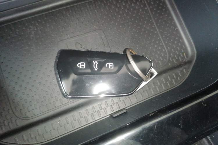 Used Volkswagen Lamando 2024 Lavida L 280TSI DSG Cool & Spicy Edition