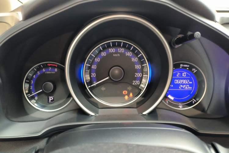 Used Honda Fit 2014 1.5L SE CVT Fashion Model