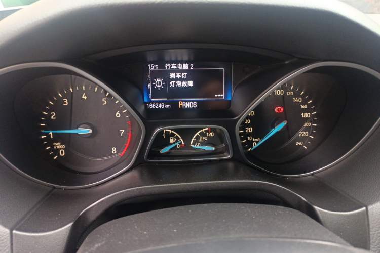 Used Ford Focus 2017 Sedan EcoBoost 180 Automatic Elite Model Instrument Cluster