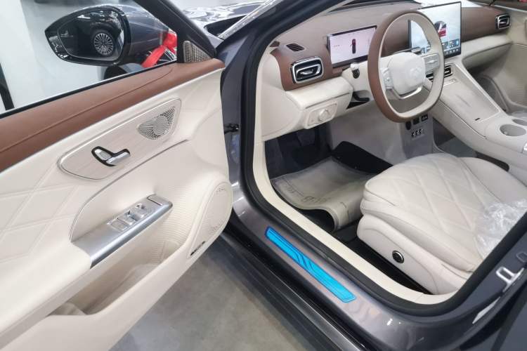 Used Chery Fulwin A9L 2025 Model, 260 Ultra-Long Range Prestige Edition