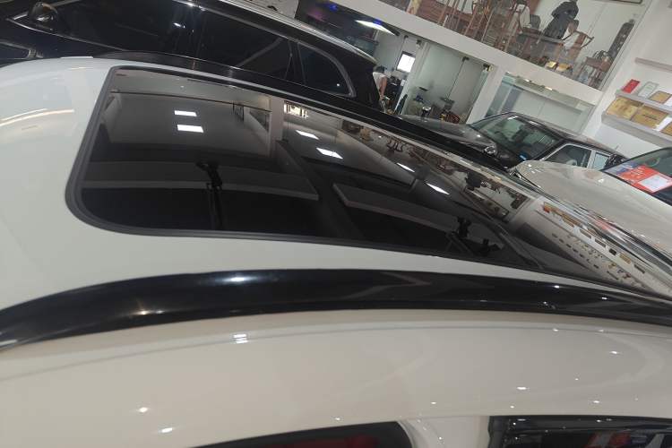 Used Porsche Macan 2024 Macan 2.0T