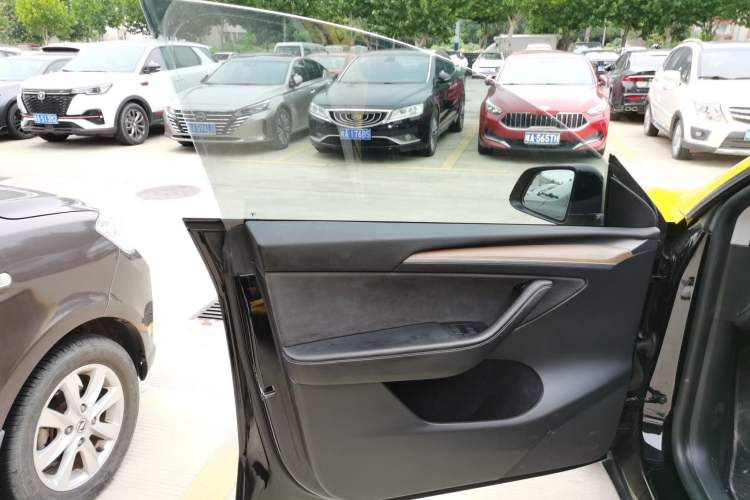 Used Tesla Model Y 2021 Standard Range Rear-Wheel Drive Version