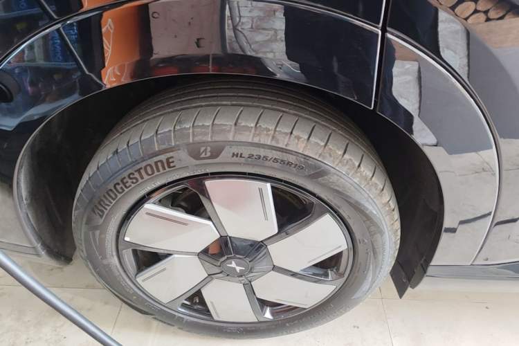 Used XPeng X9 2025 650 Long-Range Max
