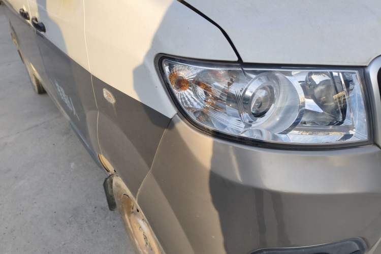 Used Jinbei New Hiace X30L 2023 1.5L Super-Enjoyment Edition Passenger Van 5/6/7-Seater Non-Air-Conditioned Version SWC15M Exterior 6