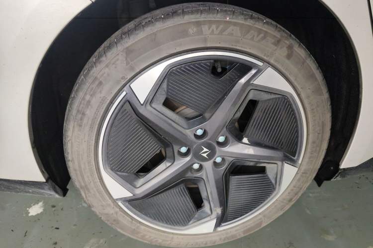 Used Dongfeng eπ eπ007 2024 All-Electric 530 RuYi Edition