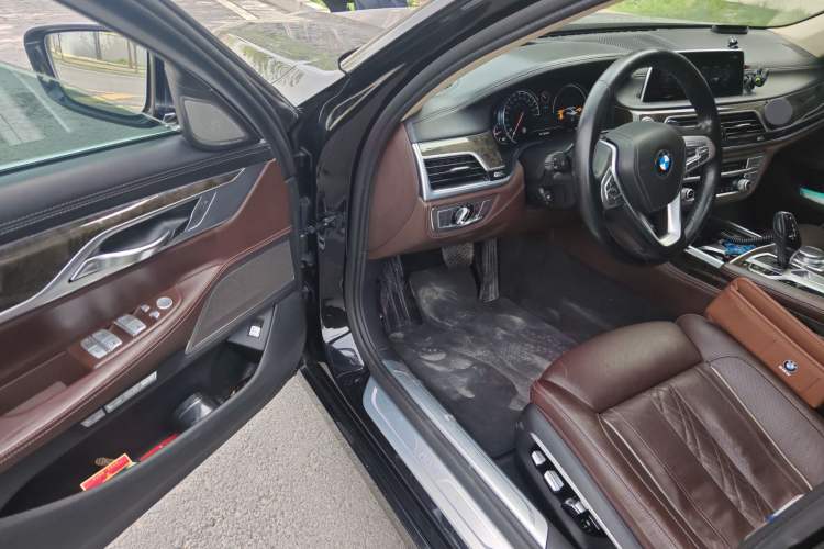 Used BMW 7 Series 2016 740Li Luxury Edition Driver Seat