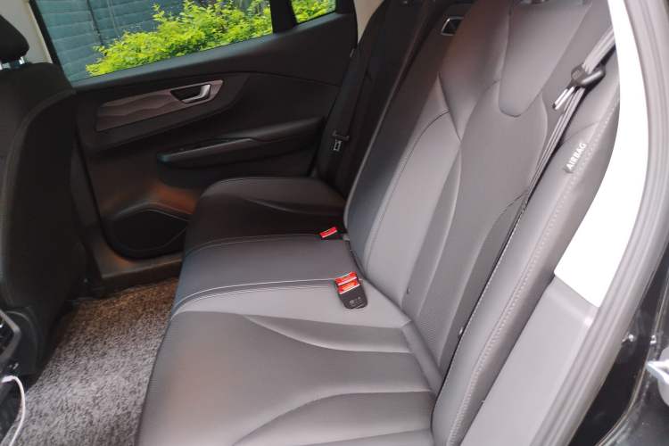 Used Hongqi E-QM5 2024 450km Range Commuter Version Left Rear Seat