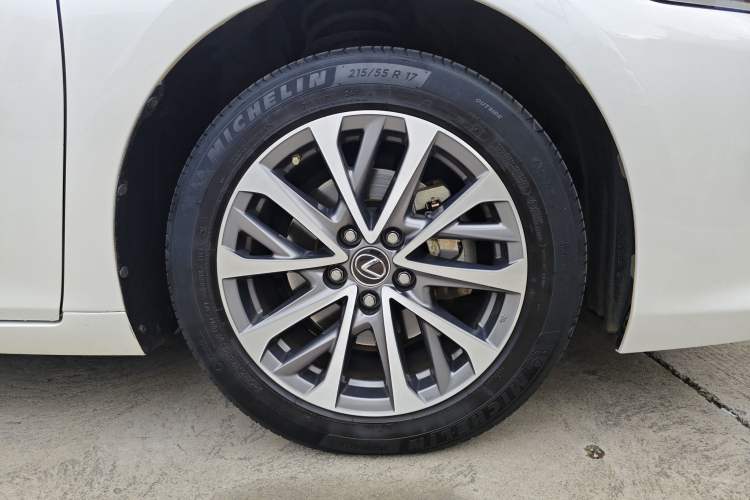 Used Lexus ES 2021 200 Luxury Edition