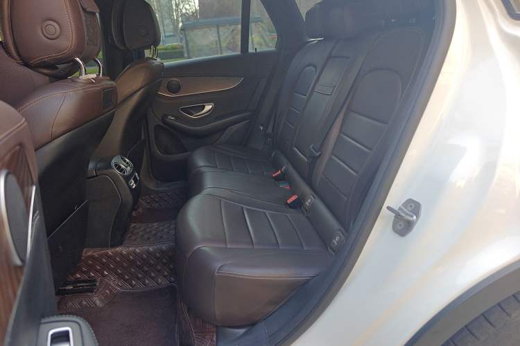 Used Mercedes-Benz GLC 2018 GLC 300 4MATIC Sport Edition
