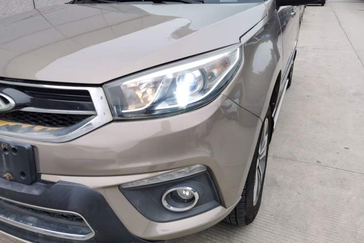 Used Chery Tiggo 3 2015 1.6L CVT ZhiShang Commemorative Edition

