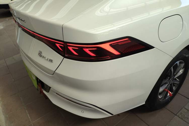 Used BYD Qin PLUS 2024 HONOR Edition DM-i 55KM Leading Model