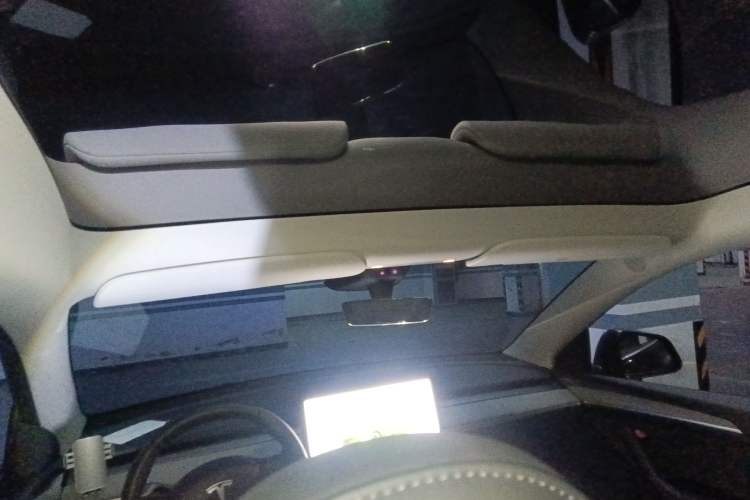 Used Tesla Model Y 2024 Rear-Wheel-Drive Version
