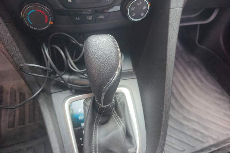 Used Buick GT 2021 Revised Version Flagship 1.5L Automatic Elite Edition Gear Lever