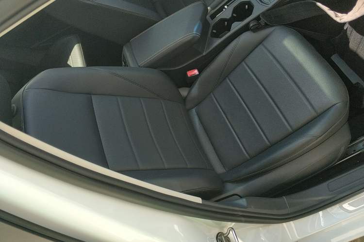 Used Volkswagen Lavida 2019 1.5L Automatic Comfort Edition China VI Standard