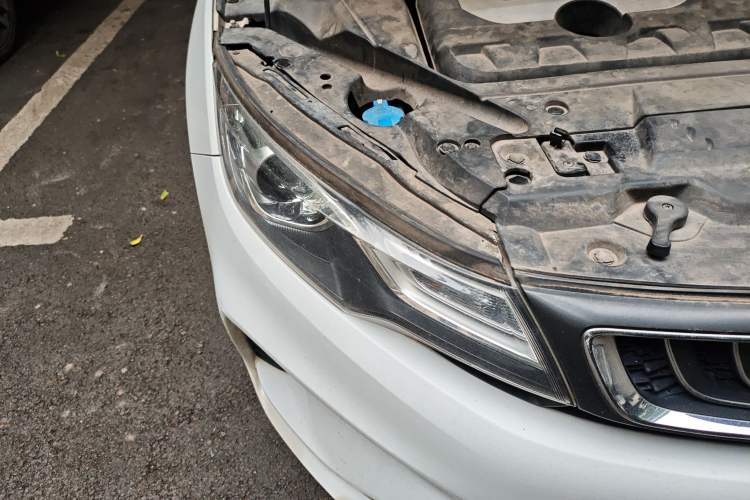 Used Geely Auto Emgrand GL 2018 1.8L Manual Elite Smart Connectivity Version
