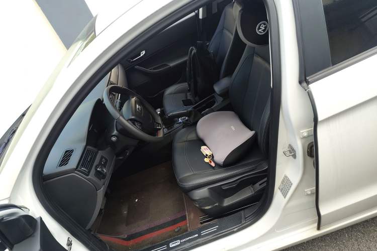 Used Qoros 3 2018 Sedan 1.6L Automatic Leading Model