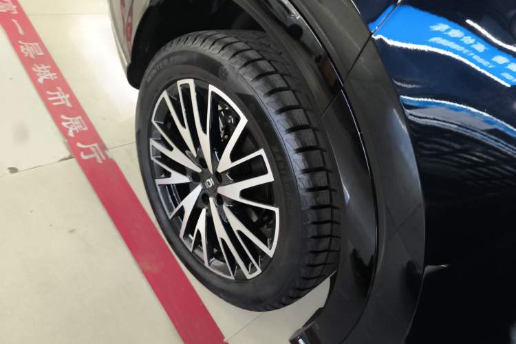 Used CHANGAN NEVO Q07 2025 215 Prestige Edition Right Rear Wheel Hub