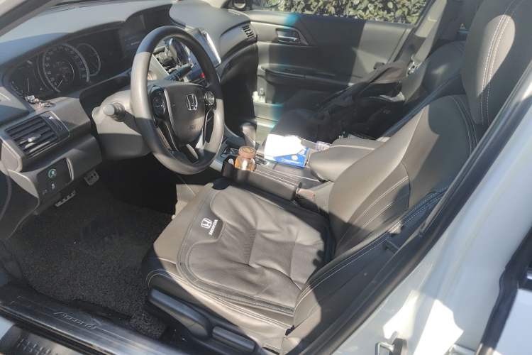 Used Honda Accord 2015 2.0L LX Comfort Edition