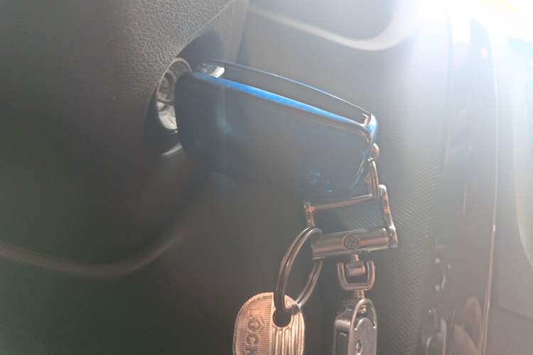 Used Suzuki Wagon R X5 2015 1.4L Cruise Model China IV Vehicle Key