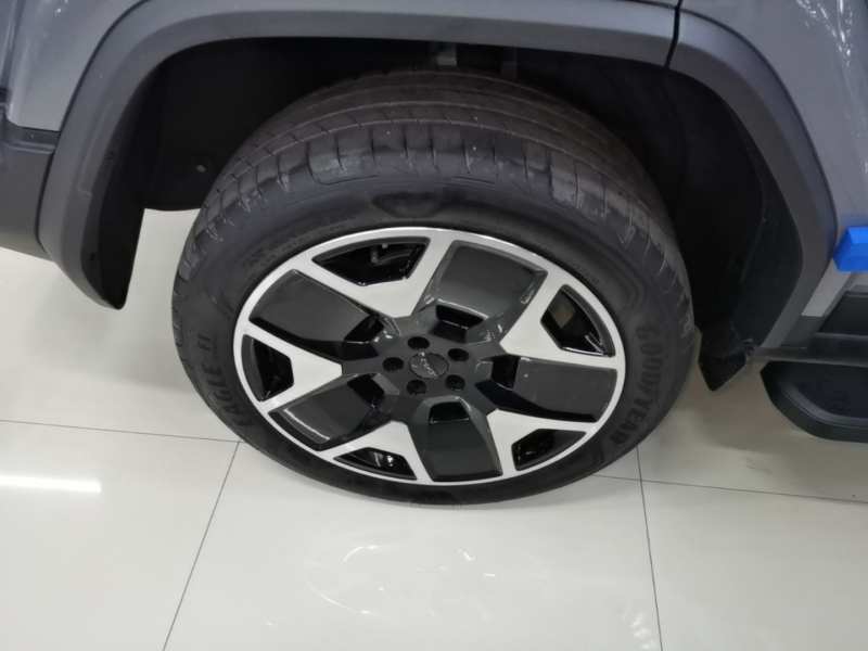 Used iCAR V27 2026 Model 200KM Four-Wheel Drive Falcon 500 — 25