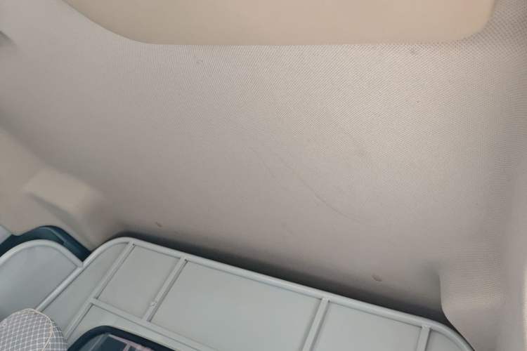 Used Wuling Hongguang V 2021 1.5L Jingqu Edition Enclosed-Window Vehicle LAR Headliner