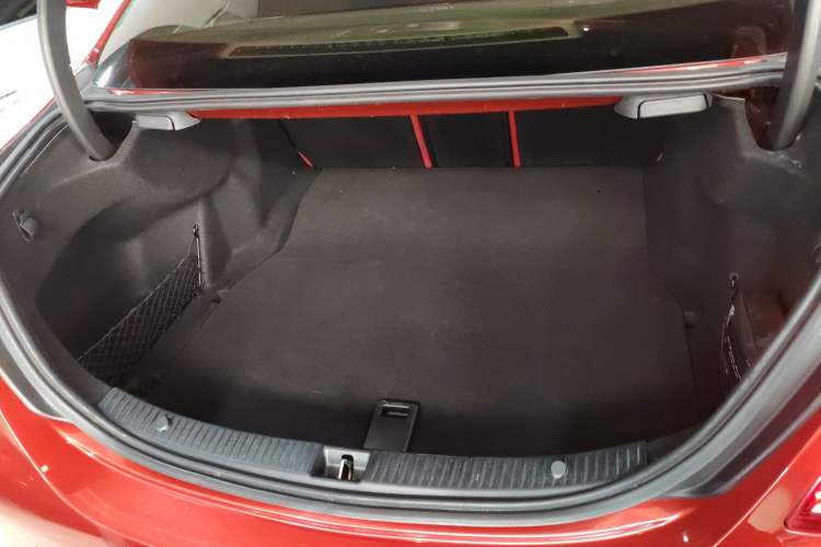 Used Mercedes-Benz C-Class 2015 C 200 L Sport Edition
