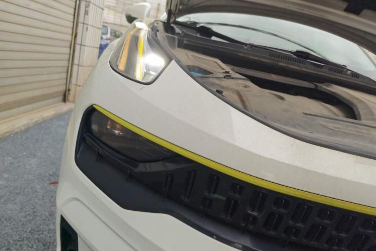 Used Lynk & Co 05 2020 2.0TD Two-Wheel Drive Shine Halo