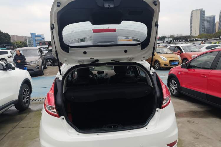 Used Ford Fiesta 2014 Hatchback 1.0 GTDi Automatic Dynamic Model