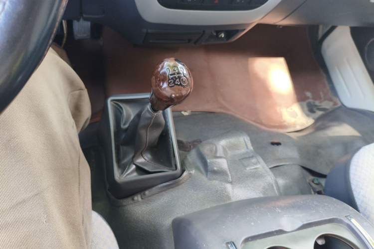 Used King Long Golden Way 2018 2.0L Van Series 4G20
