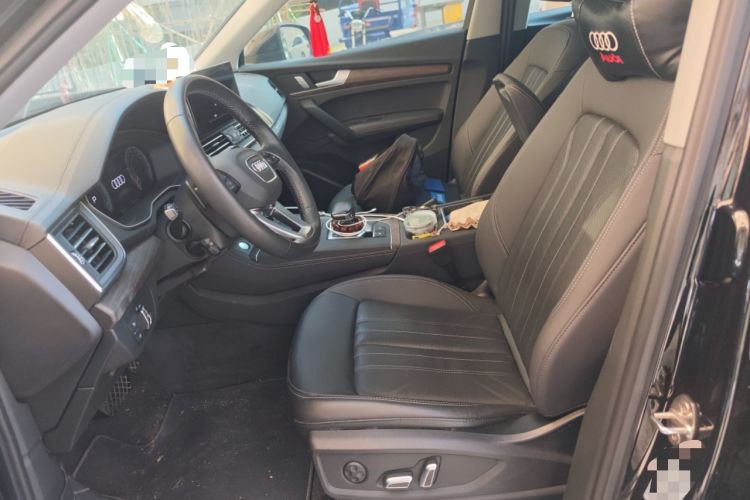 Used Audi Q5L 2023 40T Fashionable and Elegant Version
