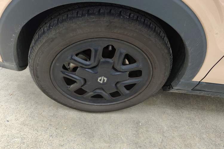 Used Leapmotor T03 2023 310 Lite Edition Left Front Wheel Hub