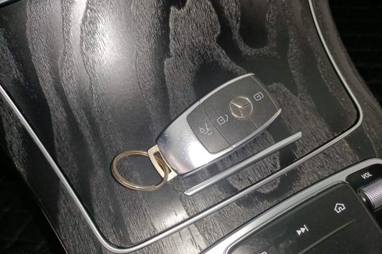 Used Mercedes-Benz C-Class 2020 C 200 L Fashion Edition Sport Version Vehicle Key
