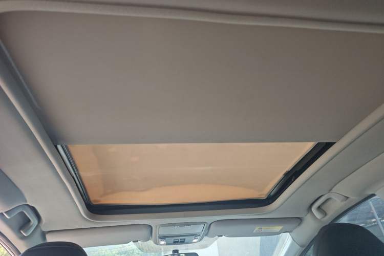 Used Honda Jade 2017 210TURBO CVT Fashion Edition 5-seater Headliner