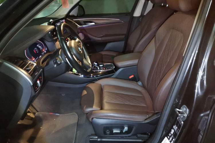 Used BMW X3 2022 Facelift xDrive30i Luxury Edition M Night Edition Package Left Front Seat