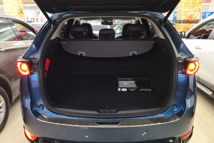 Used Mazda CX-5 2021 2.5L Automatic 4x4 ZhiZun Edition
