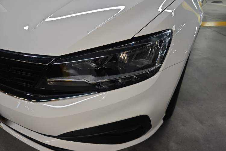 Used Volkswagen Lamando 2019 230TSI DSG Vision Edition China VI Standard Left Front Headlight