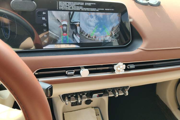 Used ORA Good Cat 2021 400km Standard Range Athena Edition Lithium Iron Phosphate
