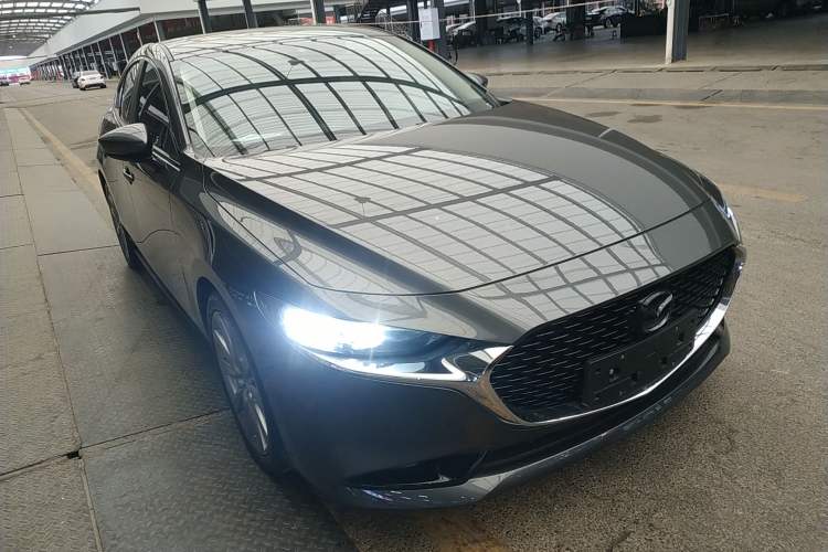 Used Mazda 3 Axela 2020 2.0L Automatic Zhiya Edition Exterior 1