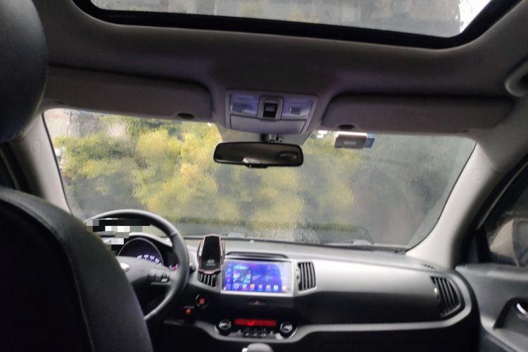 Used Kia Sportage R 2014 2.0L Automatic Two-Wheel Drive GLS Trim
