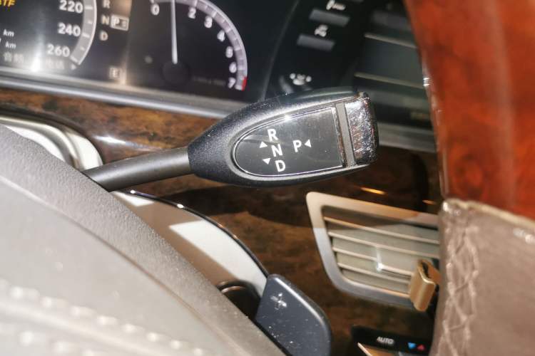 Used Mercedes-Benz S-Class 2010 S 300 L Business Model