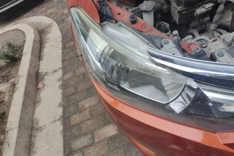 Used Toyota Vios 2014 1.5L Automatic ZhiZhen Edition Right Front Headlight