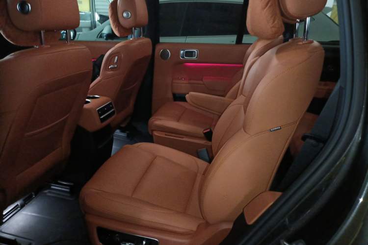 Used Li Auto L8 2023 Pro Model
