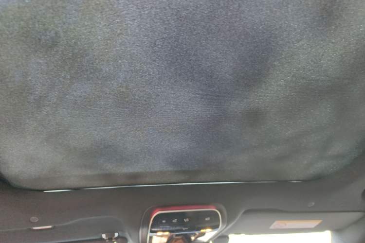 Used Mercedes-Benz E-Class 2024 Facelift E 300 L Luxury Edition Headliner