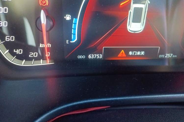 Used CHANGAN CS75 2018 280T Automatic Smart Edition China V-standard Odometer Close Up