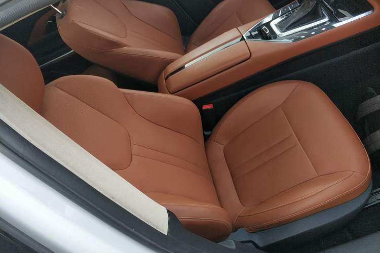 Used Zotye T500 2018 1.5T Automatic Smart Connected Prestige Model