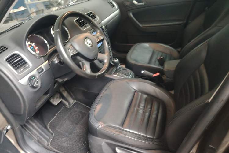 Used Skoda Yeti 2014 1.4 TSI DSG Polar Edition Left Front Seat