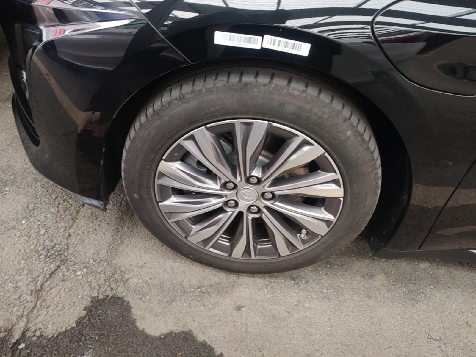 Hongqi E-QM5 2023 620km PLUS — снимка 10