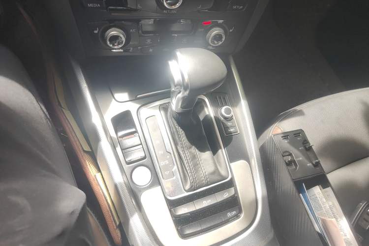 Used Audi Q5 2017 Plus 40 TFSI Technology Model
