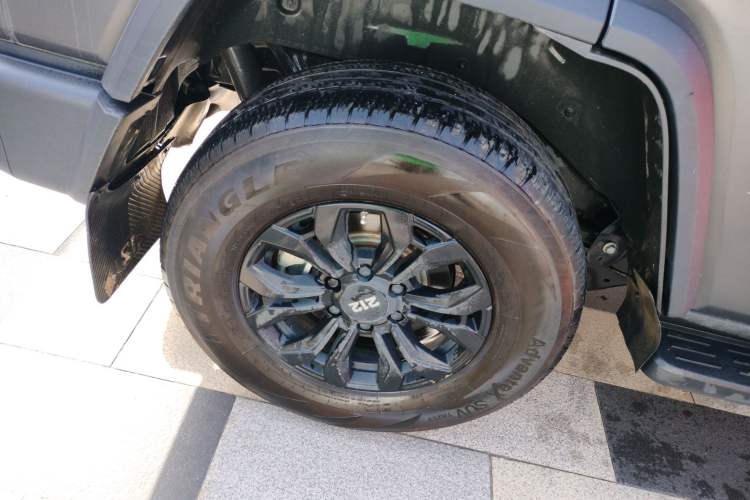 Used 212 T01 2024 2.0T Mechanic
